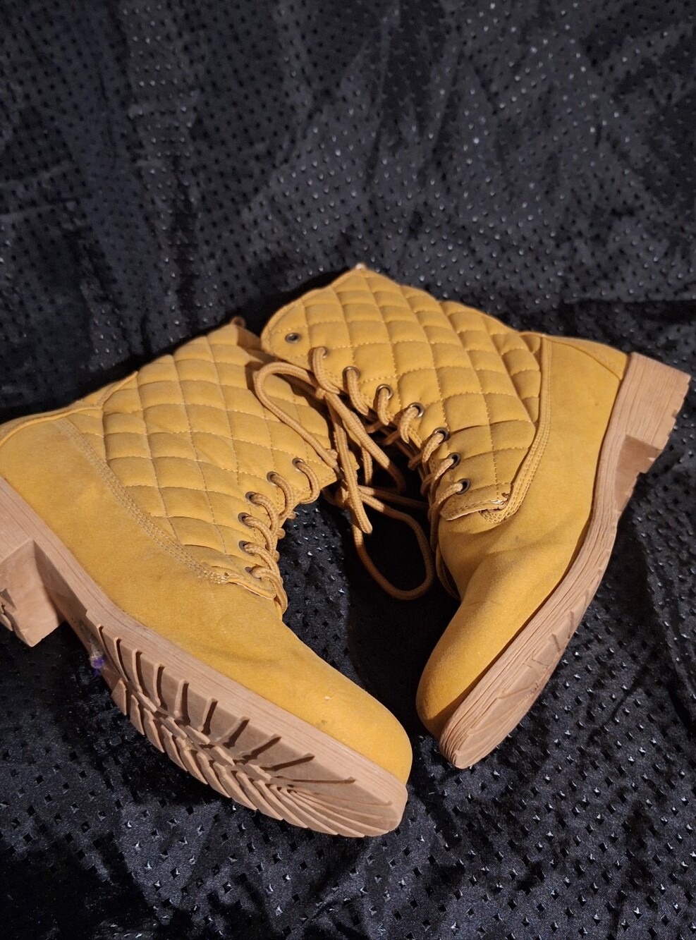 Women's Quilted Lace-Up Ankle Boots in Mustard